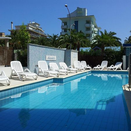 Residence 7 Bello San Benedetto del Tronto Bagian luar foto