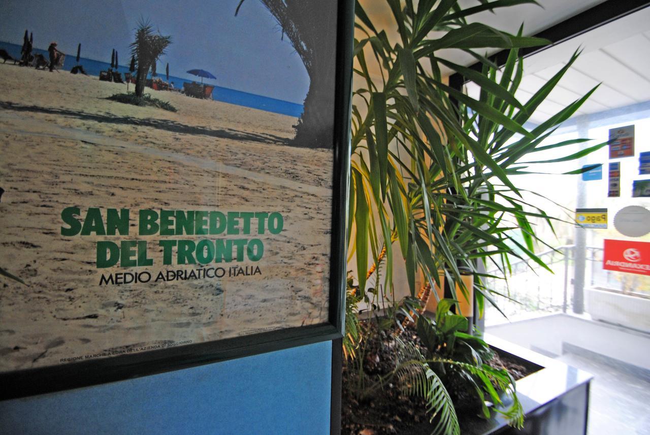 Residence 7 Bello San Benedetto del Tronto Bagian luar foto